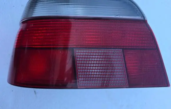 BMW 5 E39 Rear/tail lights 2496297 146029