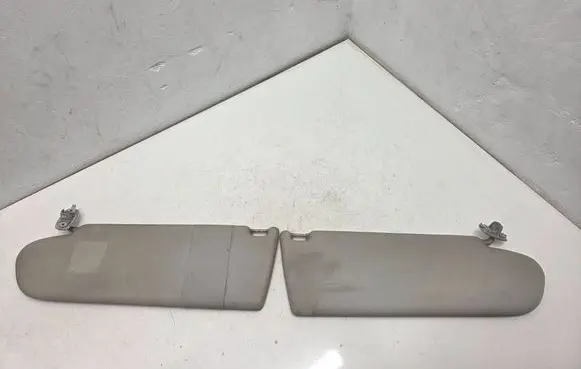 Volkswagen Transporter - Caravelle T5 Sun visor 