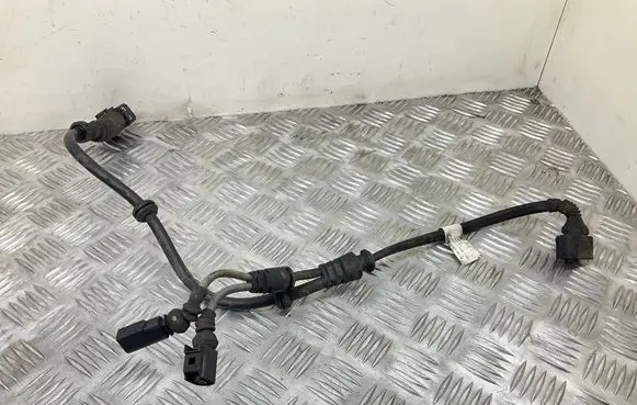 Volkswagen Touareg II Front ABS sensor wiring 7P0971279B