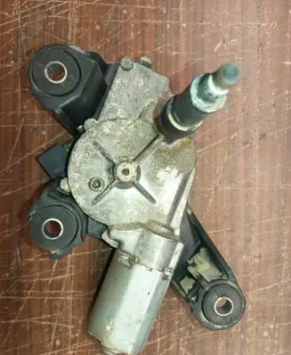 Renault Kangoo II Rear window wiper motor 0390201836