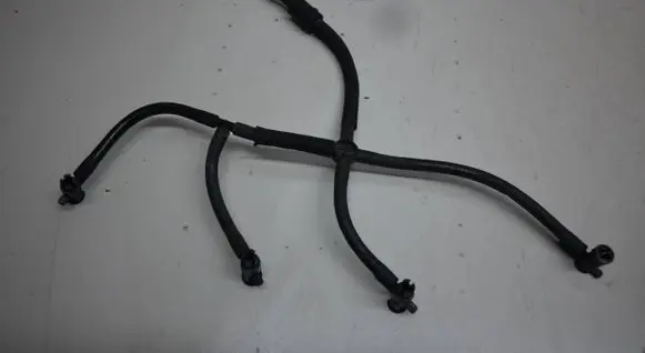 Volkswagen Transporter - Caravelle T5 Fuel return line/hose 