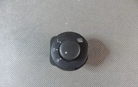 Skoda Fabia Mk3 (NJ) Wing mirror switch 5JB959565