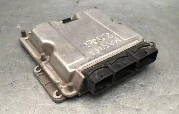 Renault Master II Engine control unit/module 0281011105 8200091432