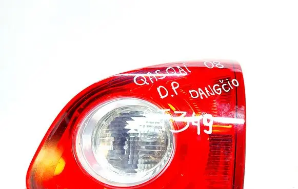 Nissan Qashqai Tailgate rear/tail lights 89071064