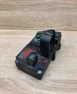 Opel Meriva A Rear door lock 13154793