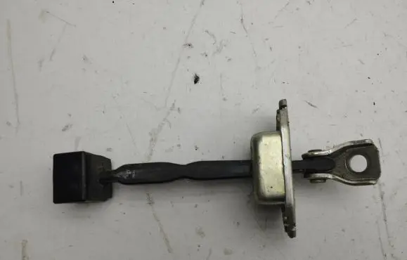 Citroen C-Crosser Rear door check strap stopper