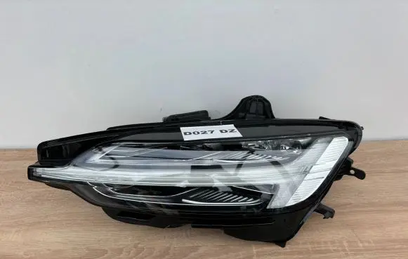 Volvo S60 Headlight/headlamp 32314154