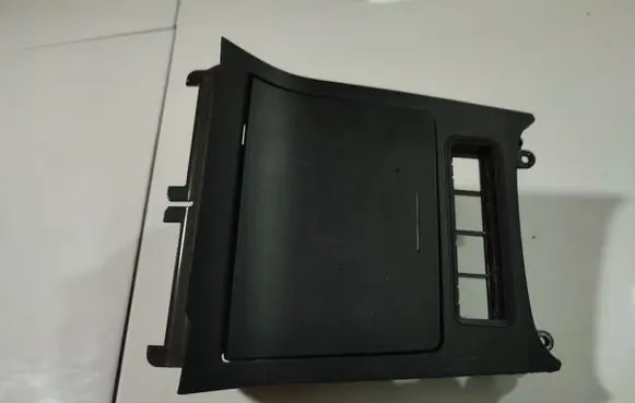 Car ashtray