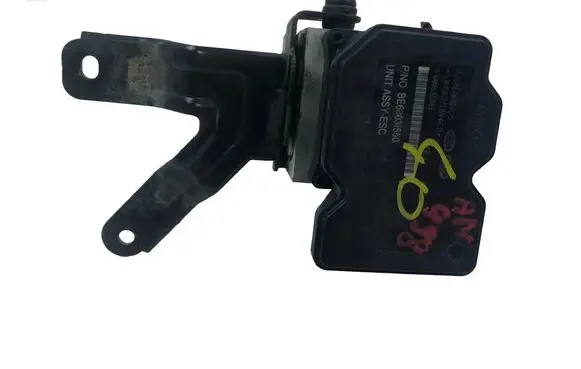 Hyundai i40 ABS Pump 589203Z600