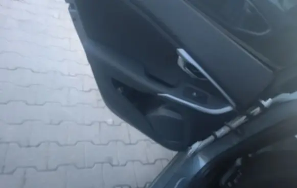 Volvo V40 Cross country Coupe rear side trim panel 