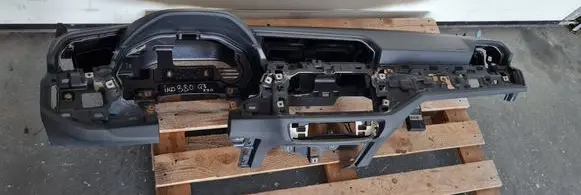 Audi Q3 F3 Dashboard 83B858041 83B857001A