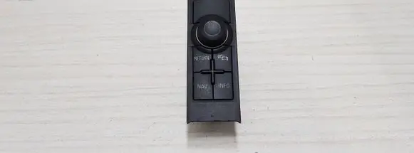 Other switches/knobs/shifts