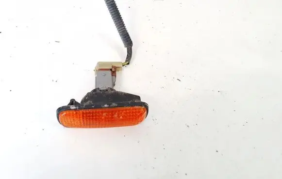 Rover 620 Front fender indicator light