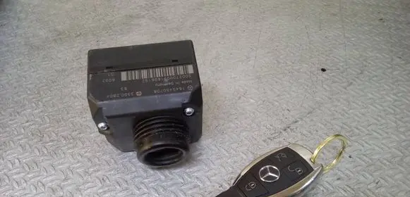 Mercedes-Benz ML W164 Ignition lock 1645450708