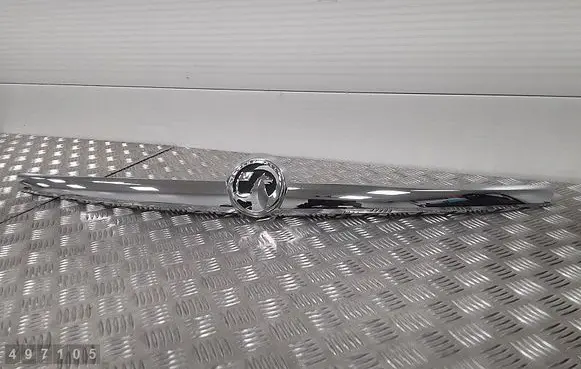 Opel Insignia A Tailgate trim 22803608