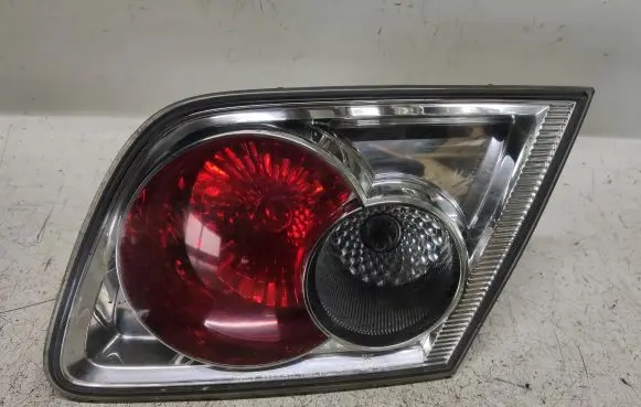 Mazda 6 Tailgate rear/tail lights
