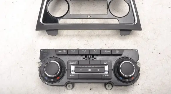 Skoda Superb B6 (3T) Climate control unit 3T0907044AF