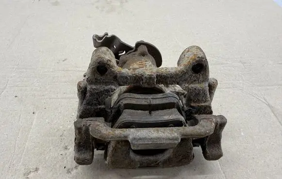 Volkswagen Caddy Rear brake caliper