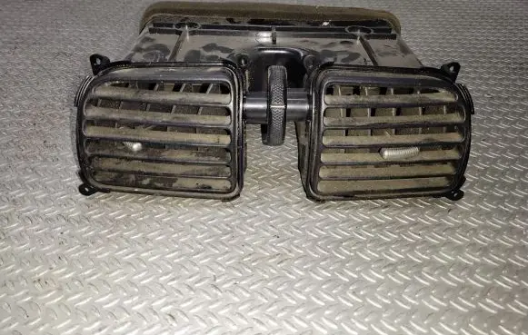 Mitsubishi Space Star Dash center air vent grill MR456712