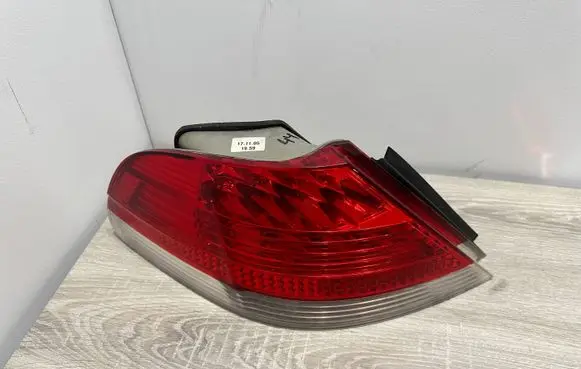 BMW 7 E65 E66 Rear/tail lights 6937235 BMW6321 325003