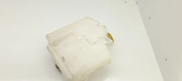 Opel Agila A Windshield washer fluid reservoir/tank