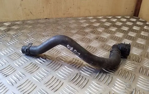 Mercedes-Benz ML W163 Engine coolant pipe/hose