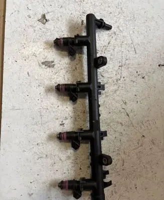 Renault Scenic II - Grand scenic II Fuel main line pipe 8200135504