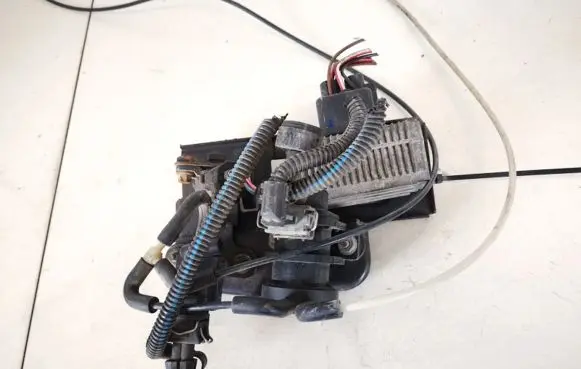 Glow plug pre-heat relay