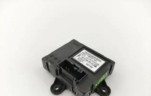 Ford Focus Door control unit/module 6N4T14B534AH