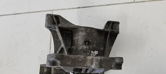 Citroen C4 SpaceTourer Engine mount bracket 4A100160