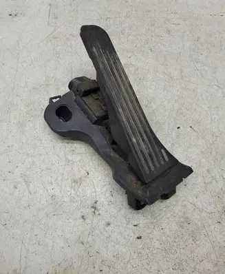 Volkswagen Touran I Accelerator throttle pedal