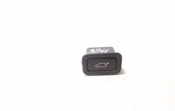 Volvo XC60 Tailgate/trunk/boot open switch 31264960AA