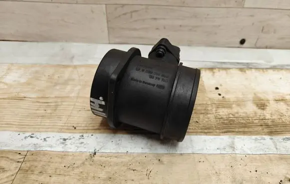 Volvo S60 Mass air flow meter 0280218088 8670115
