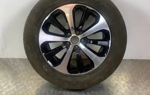 R18 alloy rim