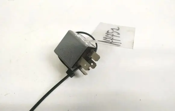 Audi A6 S6 C5 4B Other relay 8D0951253A V23134B52X301