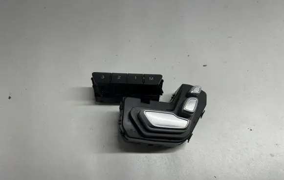 Mercedes-Benz CLS C218 X218 Seat control switch A2129050351