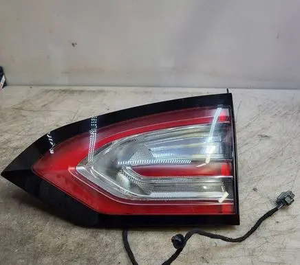 Ford Galaxy Tailgate rear/tail lights EM2B13A602AF 0286610134