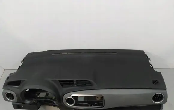 Toyota Yaris Dashboard 