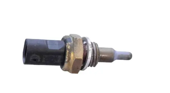 BMW 2 F22 F23 Oil temperature sensor 7580635