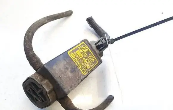 KIA Cerato Windscreen/windshield washer pump 98510FD100