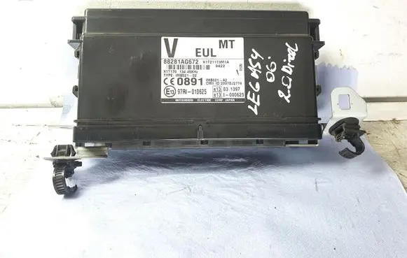 Subaru Legacy Comfort/convenience module 88281AG672