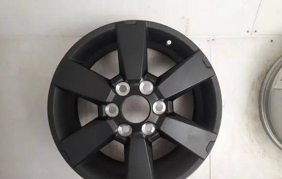Toyota Land Cruiser (J150) R18 alloy rim PW457-60007