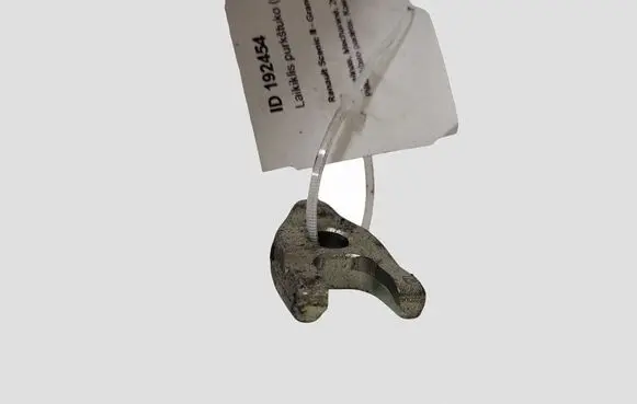 Renault Scenic II - Grand scenic II Fuel Injector clamp holder