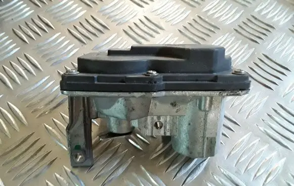 Skoda Octavia Mk3 (5E) Intake manifold valve actuator/motor 51500204