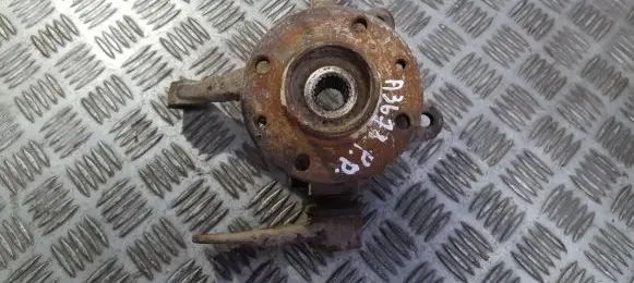 Renault Twingo I Front wheel hub