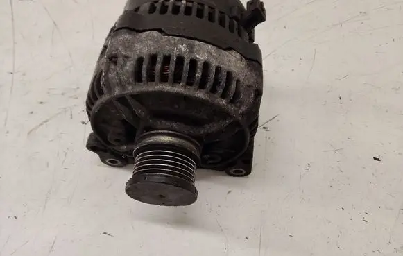 Volkswagen Sharan Generator/alternator 0123505011