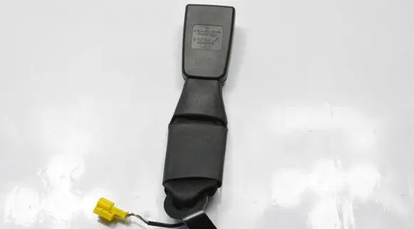 Mercedes-Benz C W204 Rear seatbelt buckle A2048602669