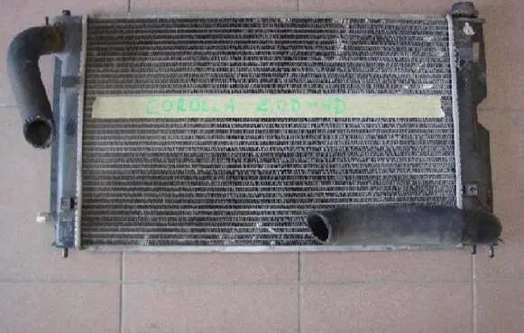 Toyota Corolla E120 E130 Coolant radiator MN4221326371