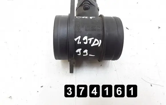 Volkswagen Golf IV Mass air flow meter 0280217121 06A906461