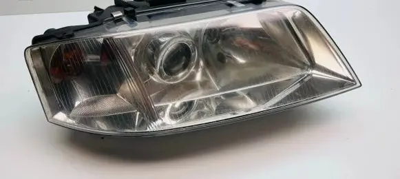 Audi A6 S6 C5 4B Headlight/headlamp 14846600